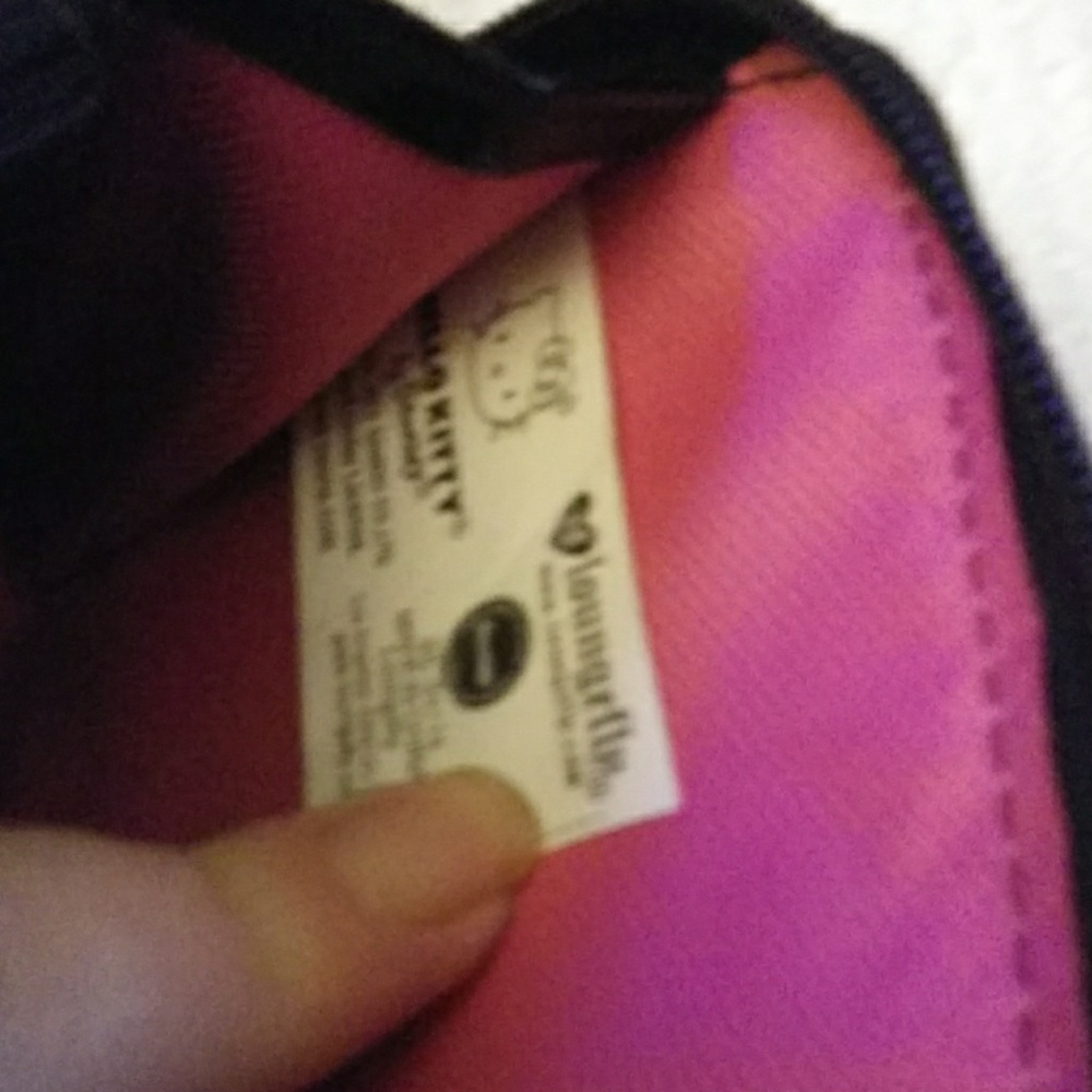 Hello Kitty Wallet - Picture 5 of 6